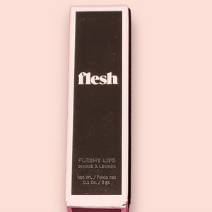 Pure Flesh Liquid Foundation Fleshy Lips in 01 Lick